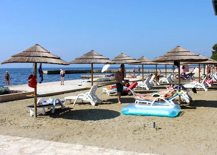 Holiday House With A Parking Space Kirmenjak, - 16515 Casa vacanze *