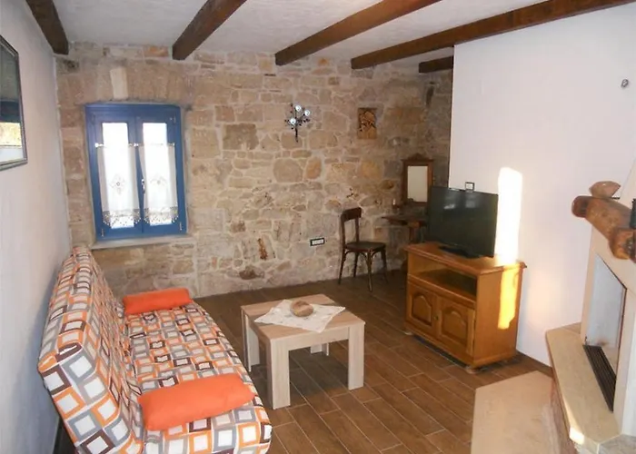 Casa vacanze Holiday House With A Parking Space Kirmenjak, - 16515